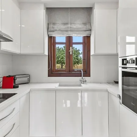 Apartamento Beautiful, Contemporary Db11 - Electra, With Communal Pool, Situated On Stunning Aphrodite Hills