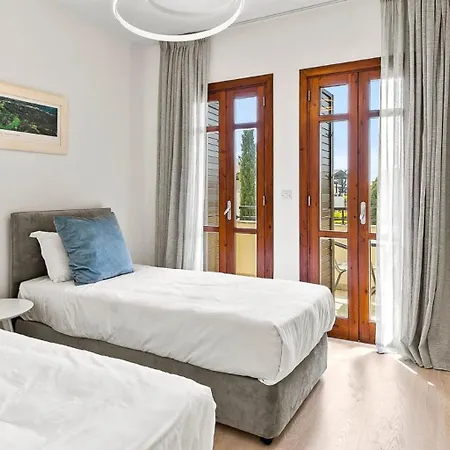 Beautiful, Contemporary Db11 - Electra, With Communal Pool, Situated On Stunning Aphrodite Hills